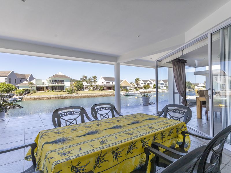 6 Bedroom Home for sale on the Royal Alfred Marina - Photo 10