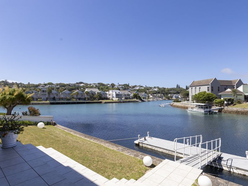6 Bedroom Home for sale on the Royal Alfred Marina - Photo 4
