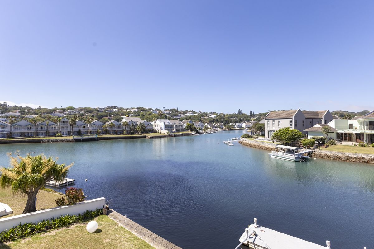 6 Bedroom Home for sale on the Royal Alfred Marina - Photo 3