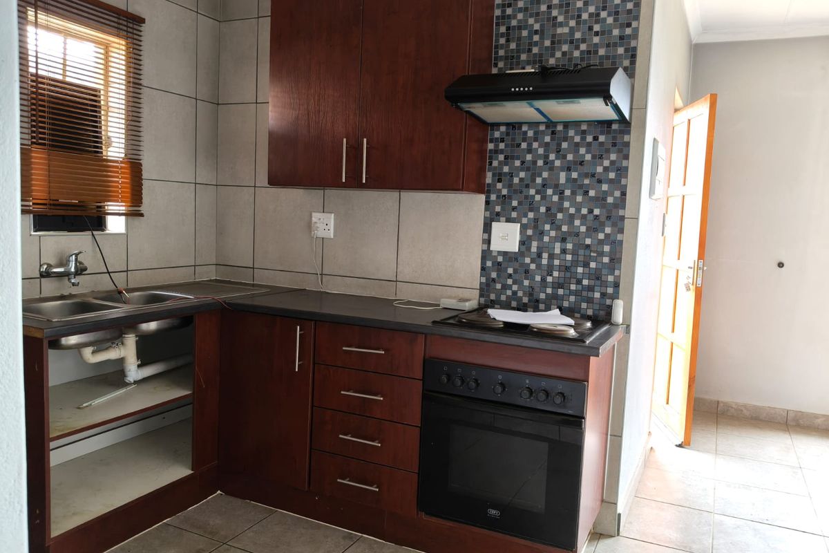 Secure, Stylish & Affordable – Your Move-In Ready Home Awaits! - Photo 5