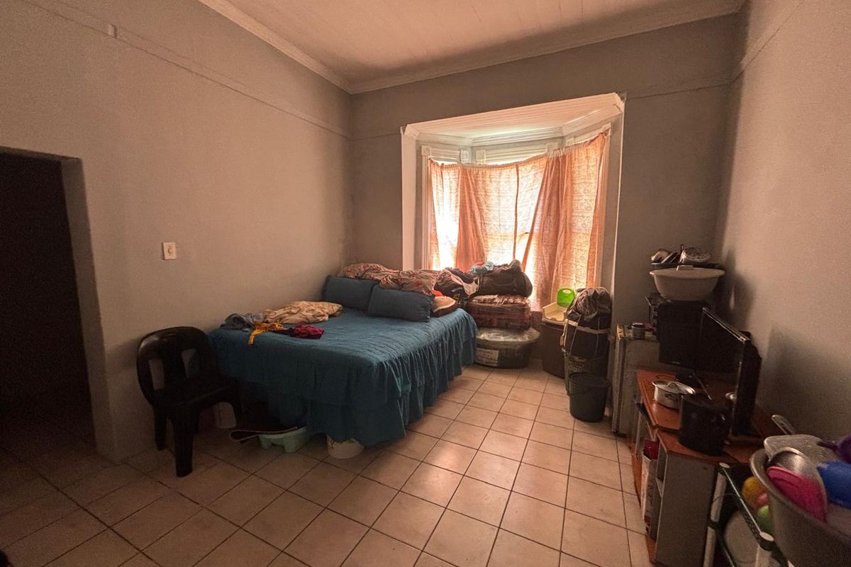 5 Roomed House for sale at R1 100 000-00 - Photo 3