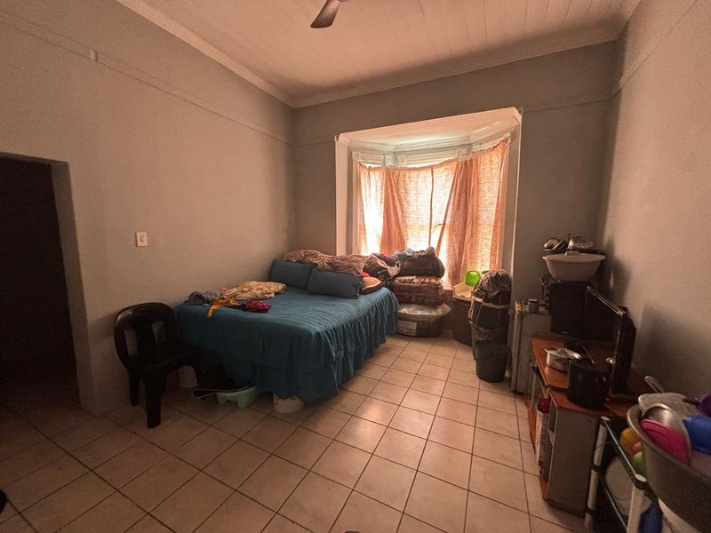 5 Roomed House for sale at R1 100 000-00 - Photo 3