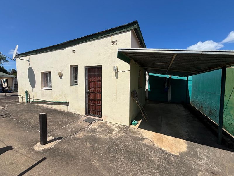 5 Roomed House for sale at R1 100 000-00 - Photo 10