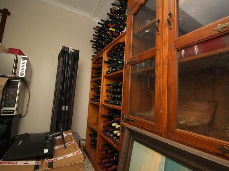 Dream Family Home in Village oe Sea — 5 Bedrooms, Flatlet & Incredible Views - Photo 7