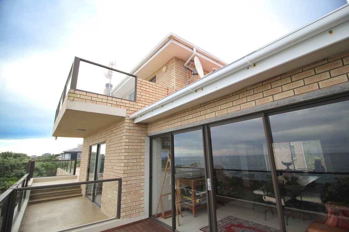 Dream Family Home in Village oe Sea — 5 Bedrooms, Flatlet & Incredible Views - Photo 3