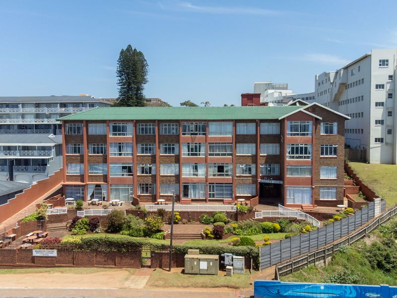 Beach front living in the heart of Scottburgh - Photo 3