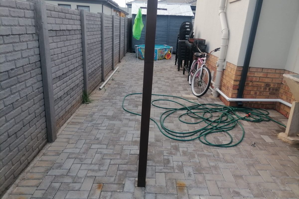 Experience luxury living in Capital View Lifestyle Estate!!! - Photo 5