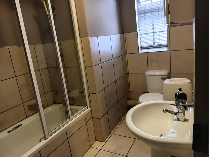 Two Bedroom Apartment For Sale in Die Bult - Photo 10