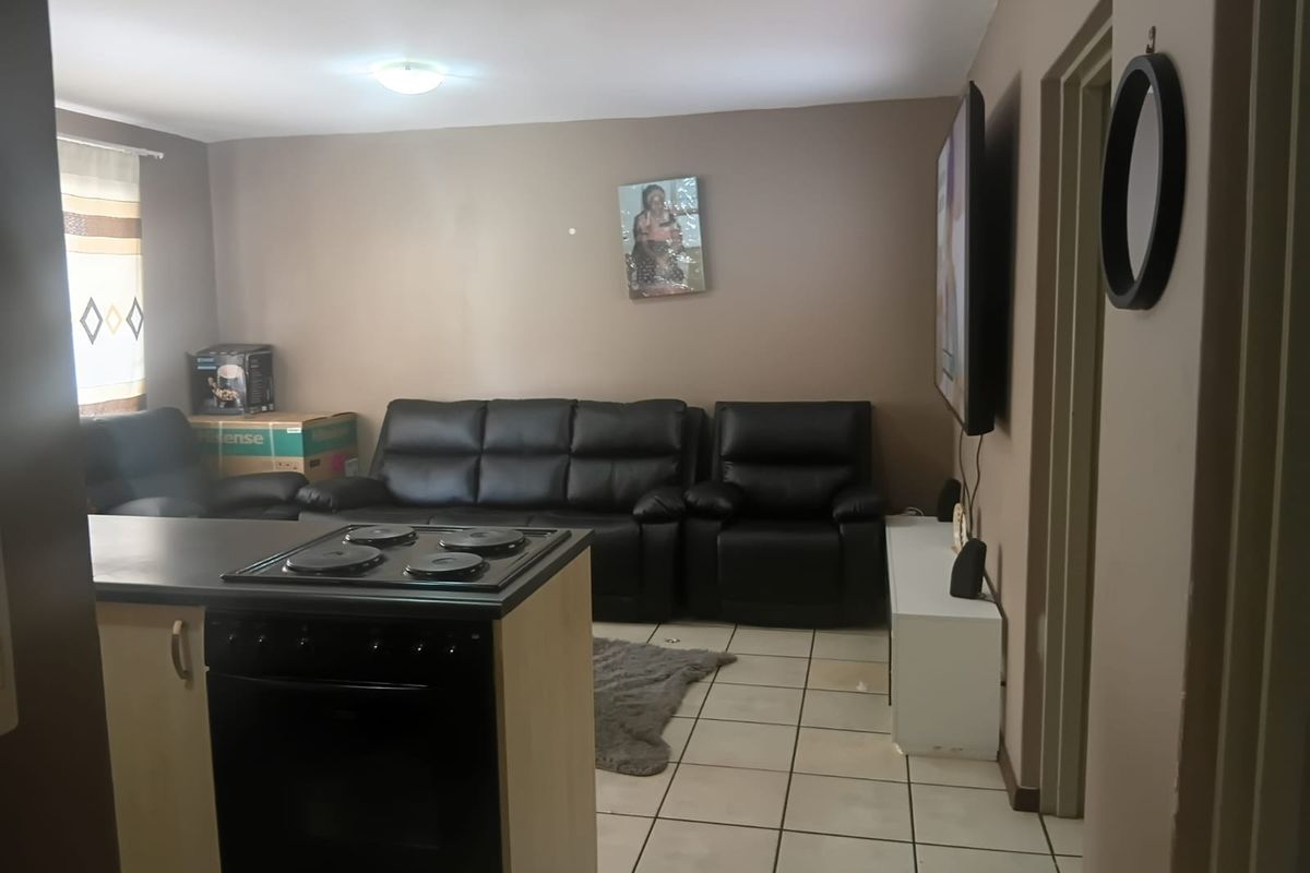 Two Bedroom Apartment For Sale in Die Bult - Photo 4