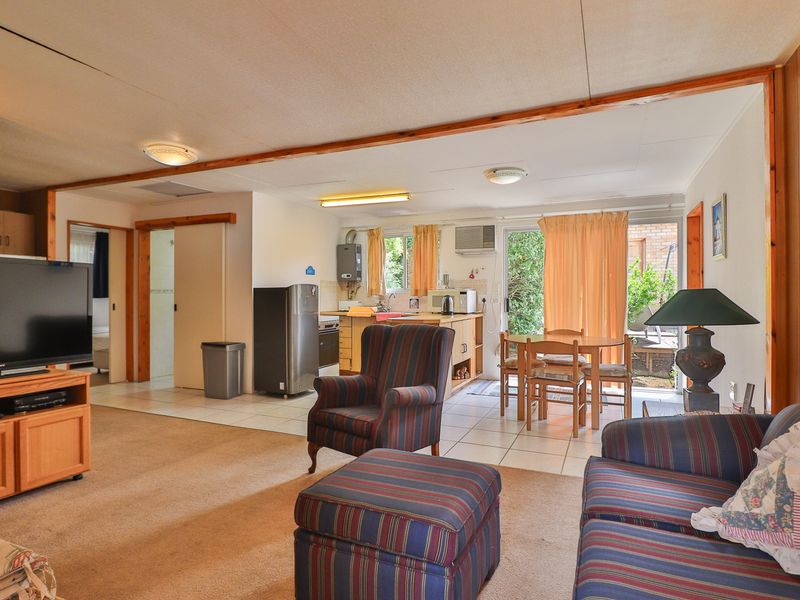 Stunning Holiday Retreat on the Banks of the Vaal Dam – Port o, call Vaal Marina. - Photo 4