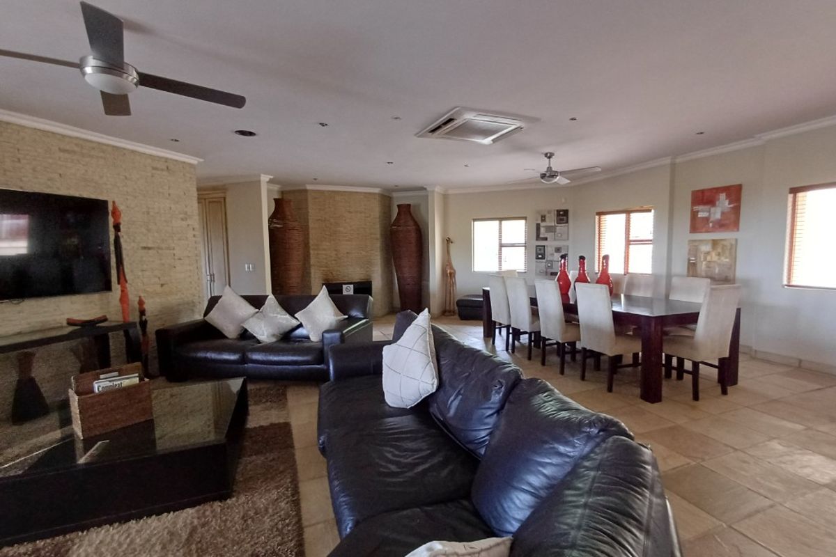 Luxury 5-Bedroom Home at Elements Private Golf Reserve - Photo 5