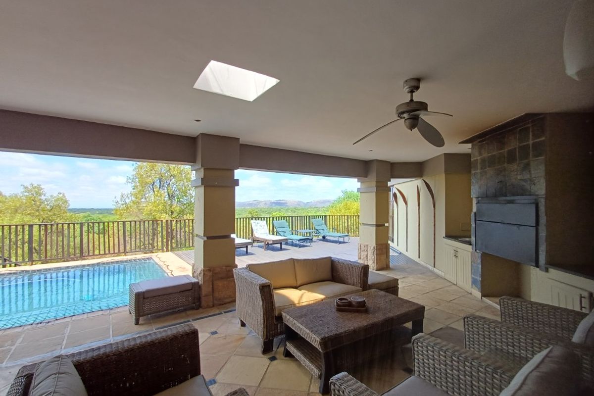 Luxury 5-Bedroom Home at Elements Private Golf Reserve - Photo 2