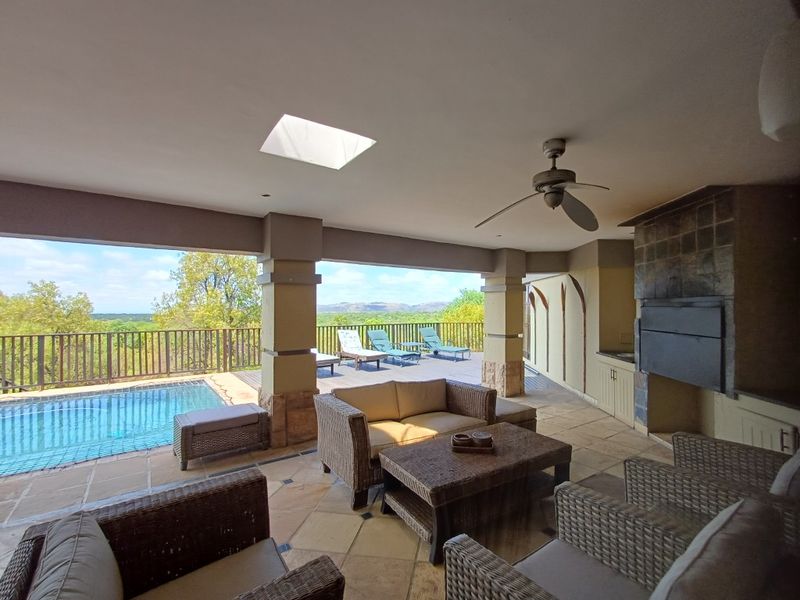 Luxury 5-Bedroom Home at Elements Private Golf Reserve - Photo 2