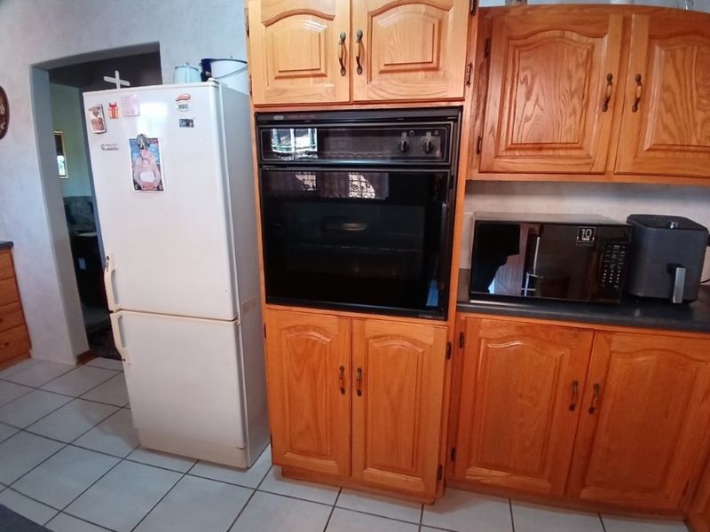 Townhouse in secure complex for Sale in Bela-Bela Ext 5, Bela Bela - Photo 6