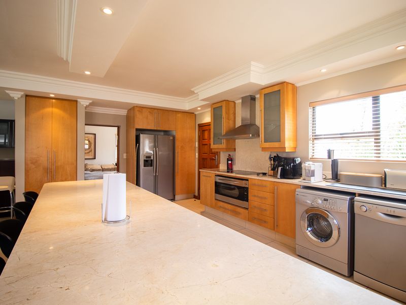 Spectacular Double-Storey Unit in Villa de Lago – The Ultimate Family Holiday Home - Photo 9