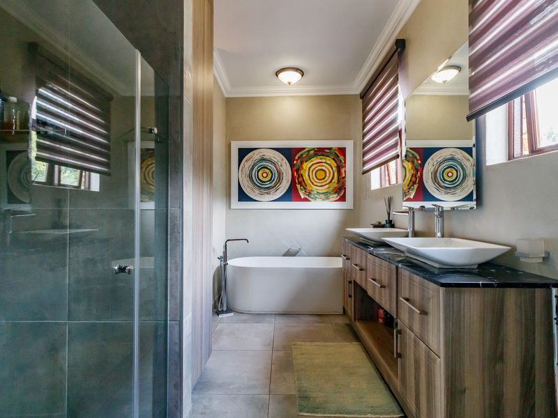 Starting to bid from R4 999 000!!! Live Online Auction! Non-Distressed Auction. - Photo 8