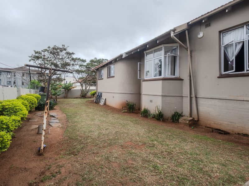 Multiple Dwelling Property with approved development plans - Photo 2