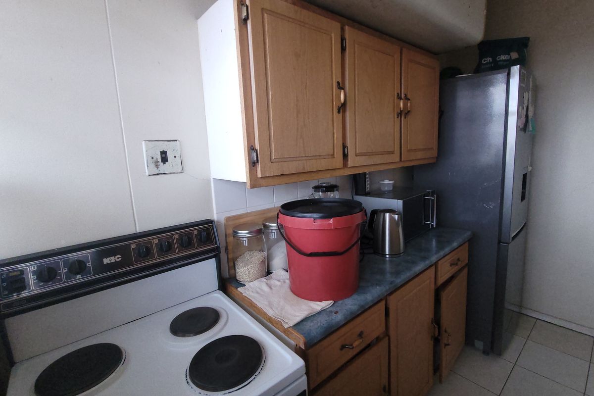 Secure Muckleneuk Gem Offering Scenic City Views - Photo 4