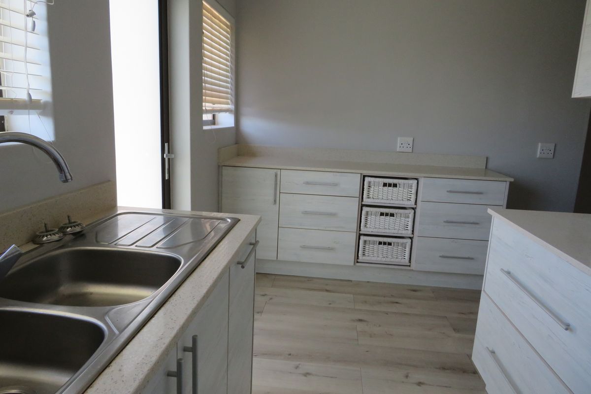 Three Bedroom Home in Secure Estate in Forest Downs Port Alfred. - Photo 5