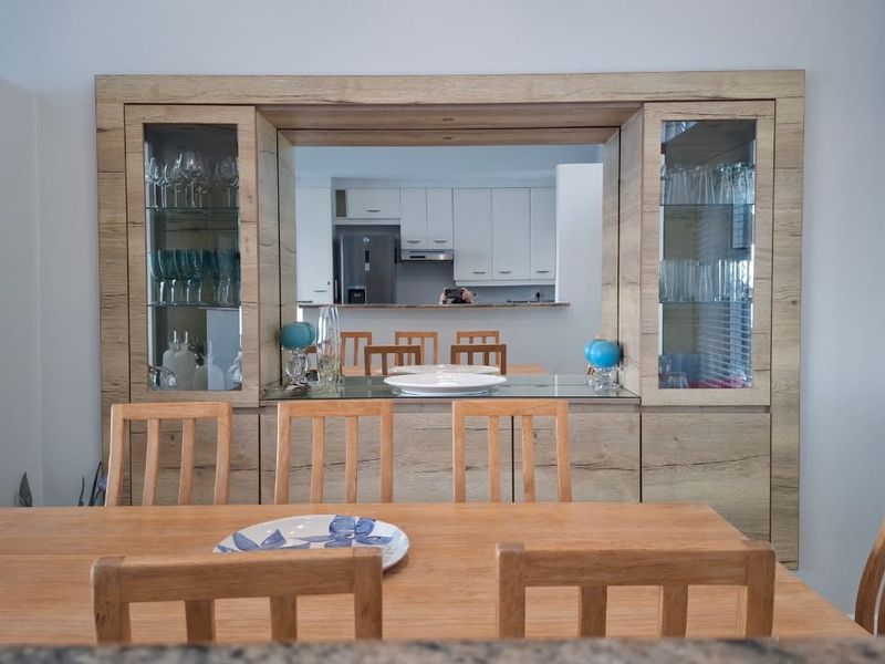 Prime Apartment with Coastal Charm & Breathtaking Sea Views - Photo 6