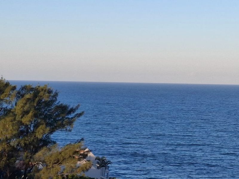 Prime Apartment with Coastal Charm & Breathtaking Sea Views - Photo 3