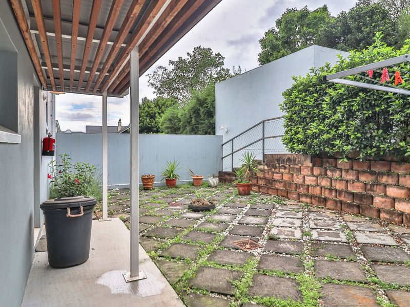 Modern Clarendon Townhouse - Photo 9
