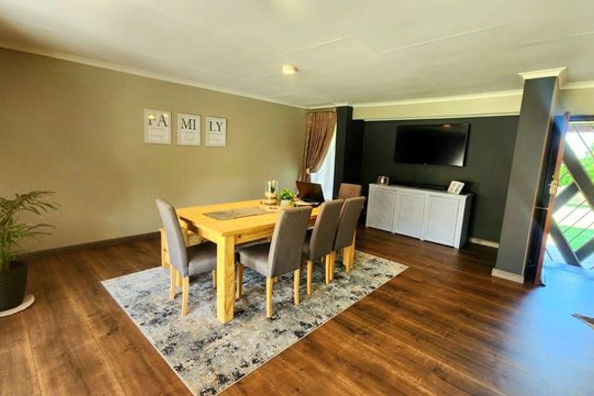 Entertainment Home To Let - Photo 5