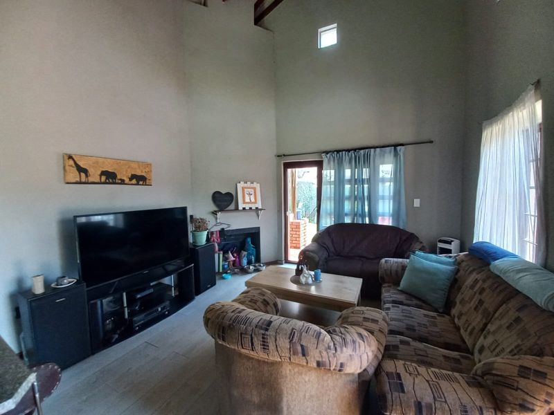 Comfort, Convenience & Security in One - Photo 5