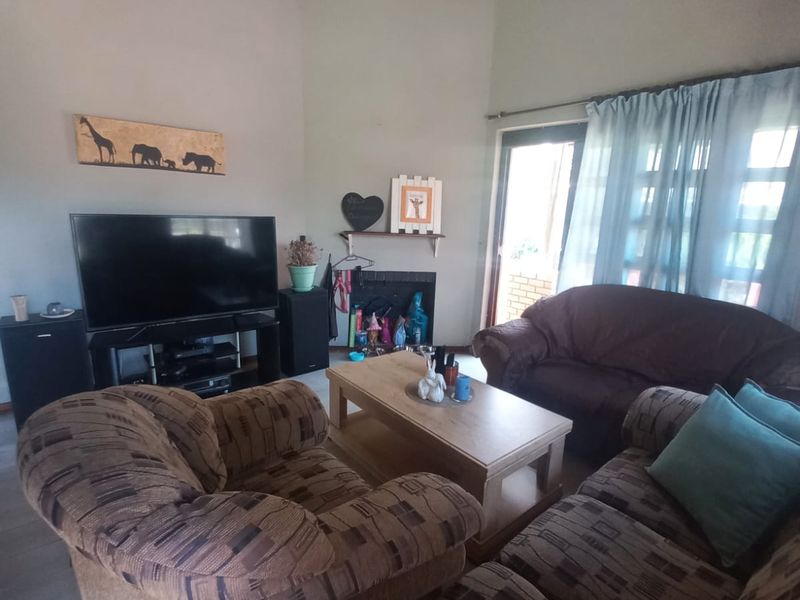 Comfort, Convenience & Security in One - Photo 4