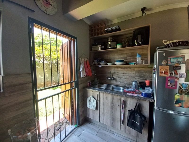 Comfort, Convenience & Security in One - Photo 8