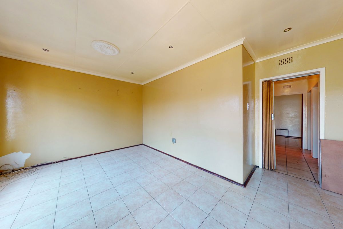 3-bedroom Home for Sale in Promosa Potchefstroom - Photo 3