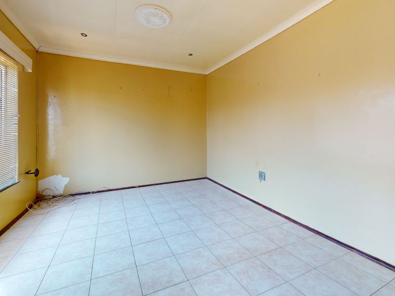 3-bedroom Home for Sale in Promosa Potchefstroom - Photo 6