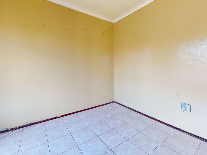 3-bedroom Home for Sale in Promosa Potchefstroom - Photo 5