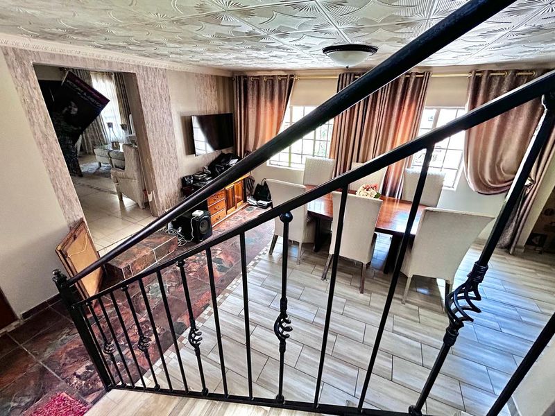 Stunning 4-Bedroom Home in a Secure Gated Estate – Noordwyk, Midrand - Photo 8