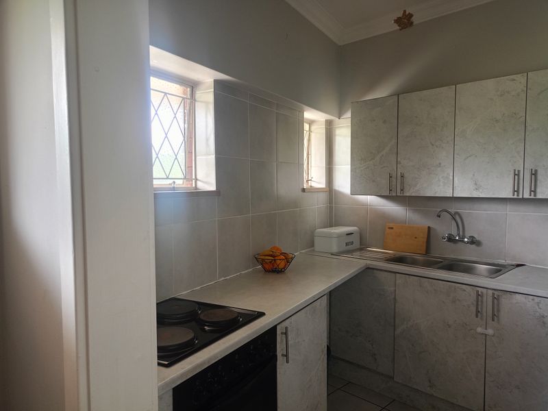 First floor 2-Bedroom apartment for Sale – Three Rivers Proper - Photo 5