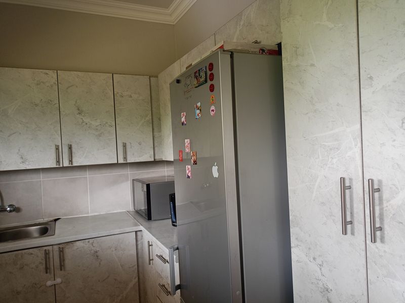First floor 2-Bedroom apartment for Sale – Three Rivers Proper - Photo 6