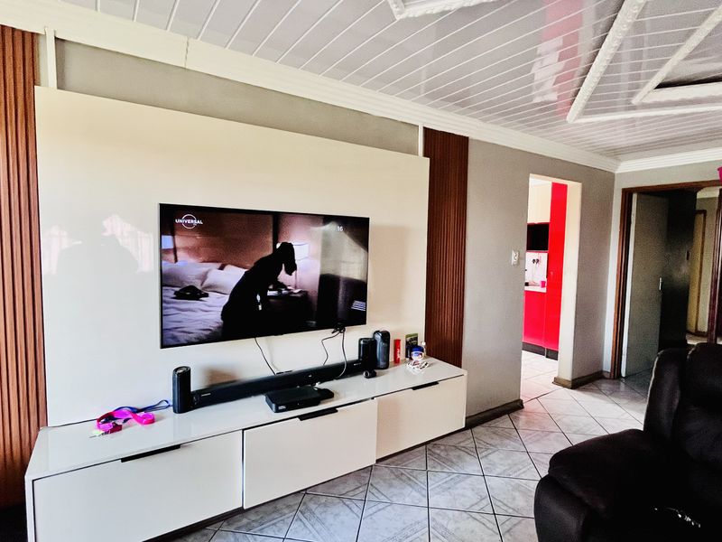 Family Home with Extra Income Potential - Photo 10