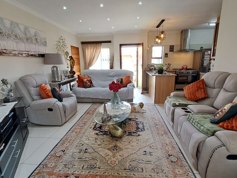 Retirement unit in sought after Riversands available - Photo 2