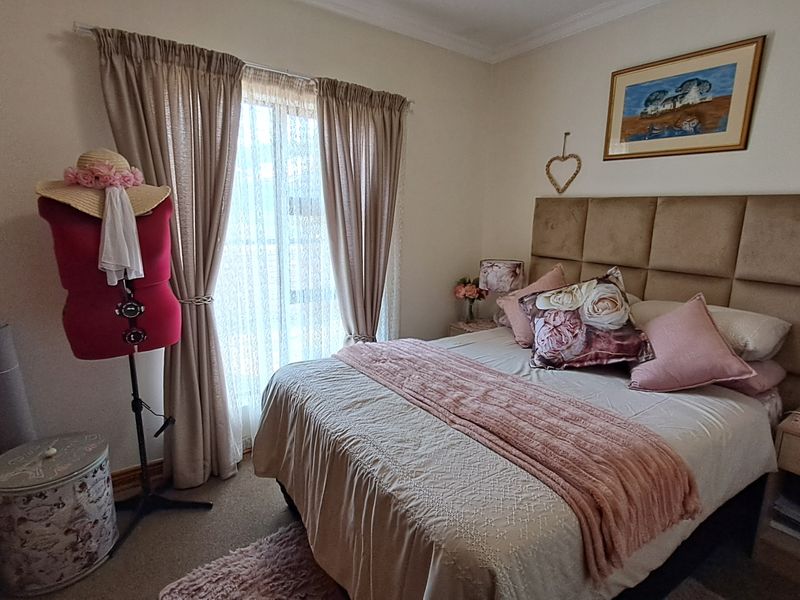 Retirement unit in sought after Riversands available - Photo 5