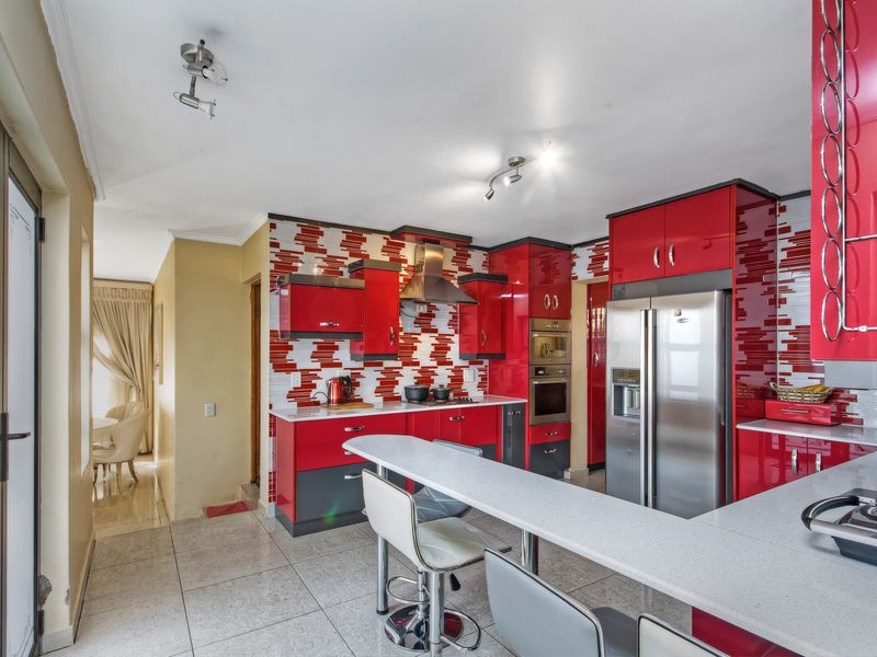 Space, Potential & Prime Position in Brooklands Lifestyle Estate 3 - Photo 8