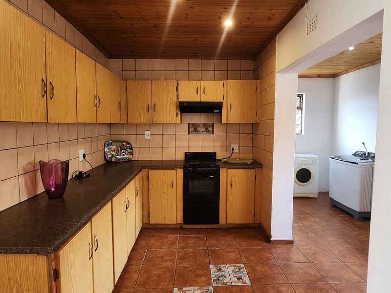 Prime Opportunity: 3-Bedroom Home Ready for Your Vision - Photo 9