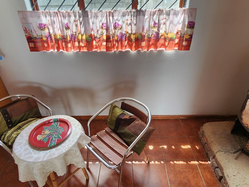 Prime Opportunity: 3-Bedroom Home Ready for Your Vision - Photo 7