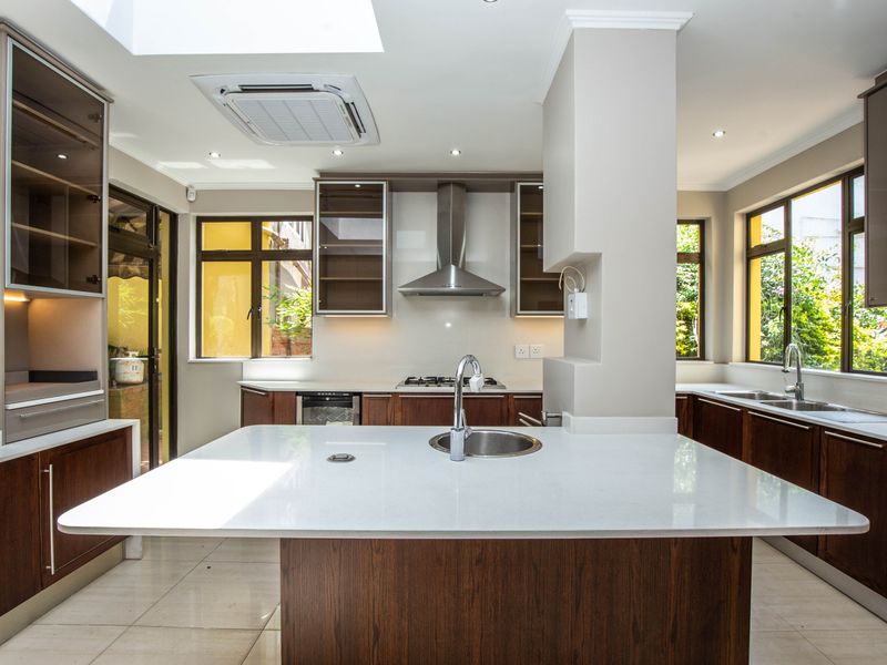 Enviable location in prime position - Photo 3