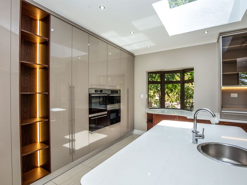 Enviable location in prime position - Photo 4