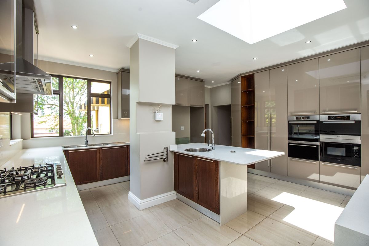 Enviable location in prime position - Photo 5