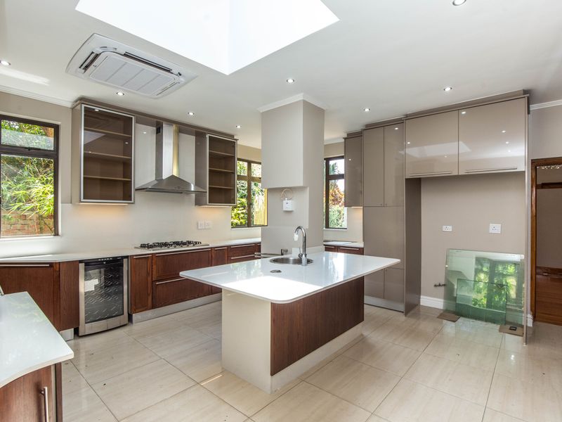 Enviable location in prime position - Photo 2