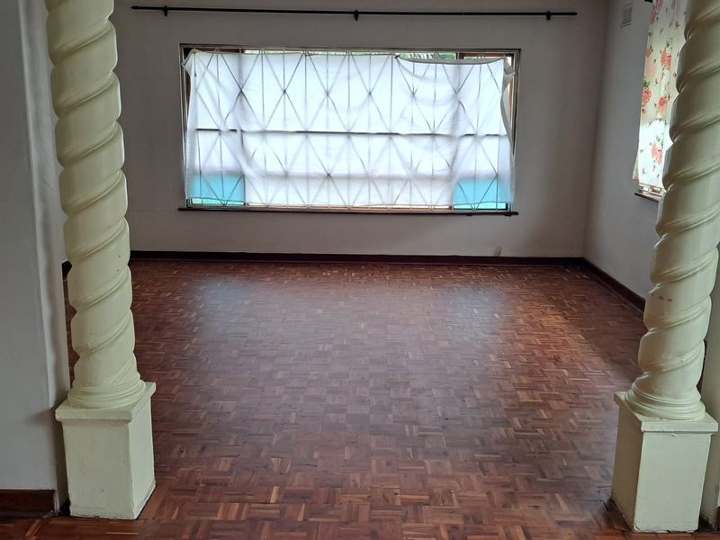 MUST SELL OPPORTUNITY! - Photo 3