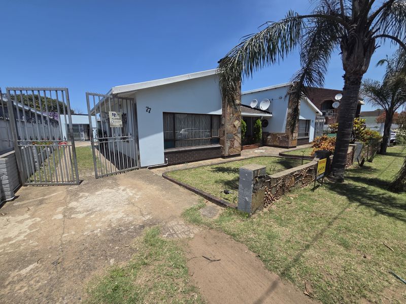 MUST SELL OPPORTUNITY! - Photo 2