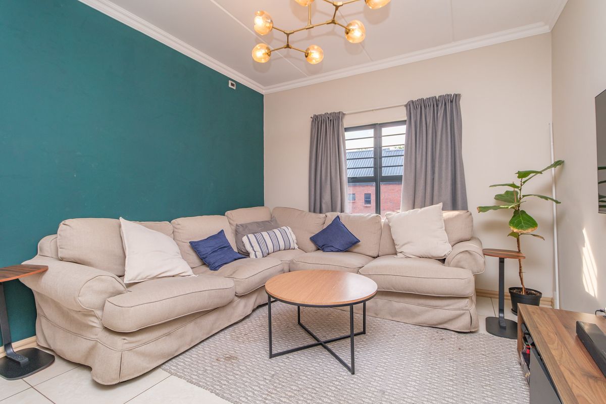 Modern North-Facing Apartment with Stylish Finishes & Built-in Braai - Photo 5