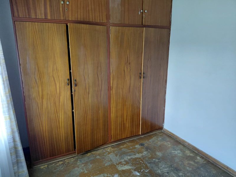 4 Bedroom House for Sale. - Photo 7